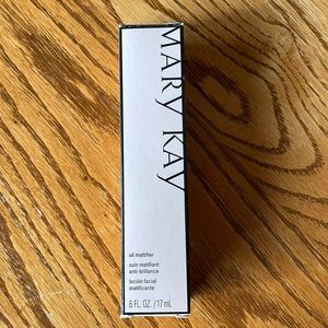 Mary Kay oil mattifier for oily skin